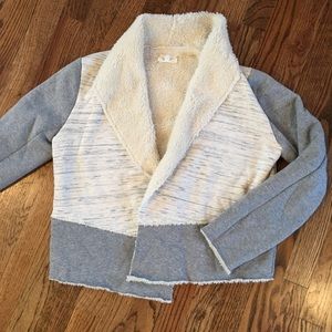 ❄️LOU & GREY size small shearling sweater